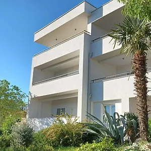 Apartment Sea View Ivana, Krk Town